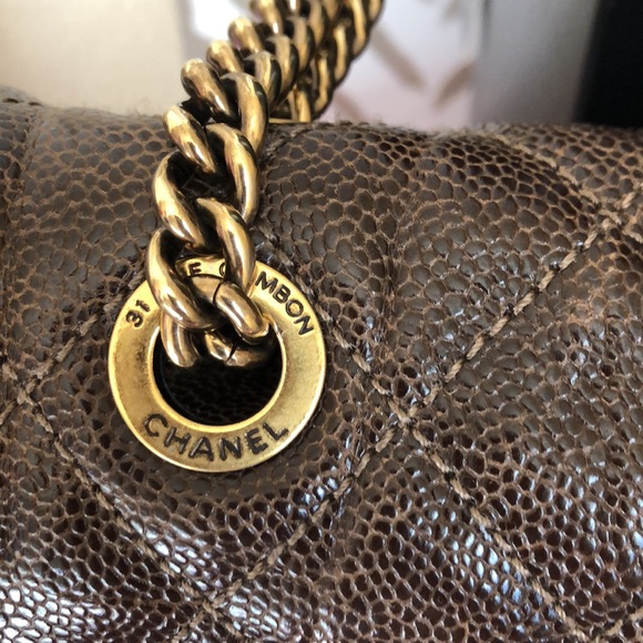 Chanel - Picture 3 of 16